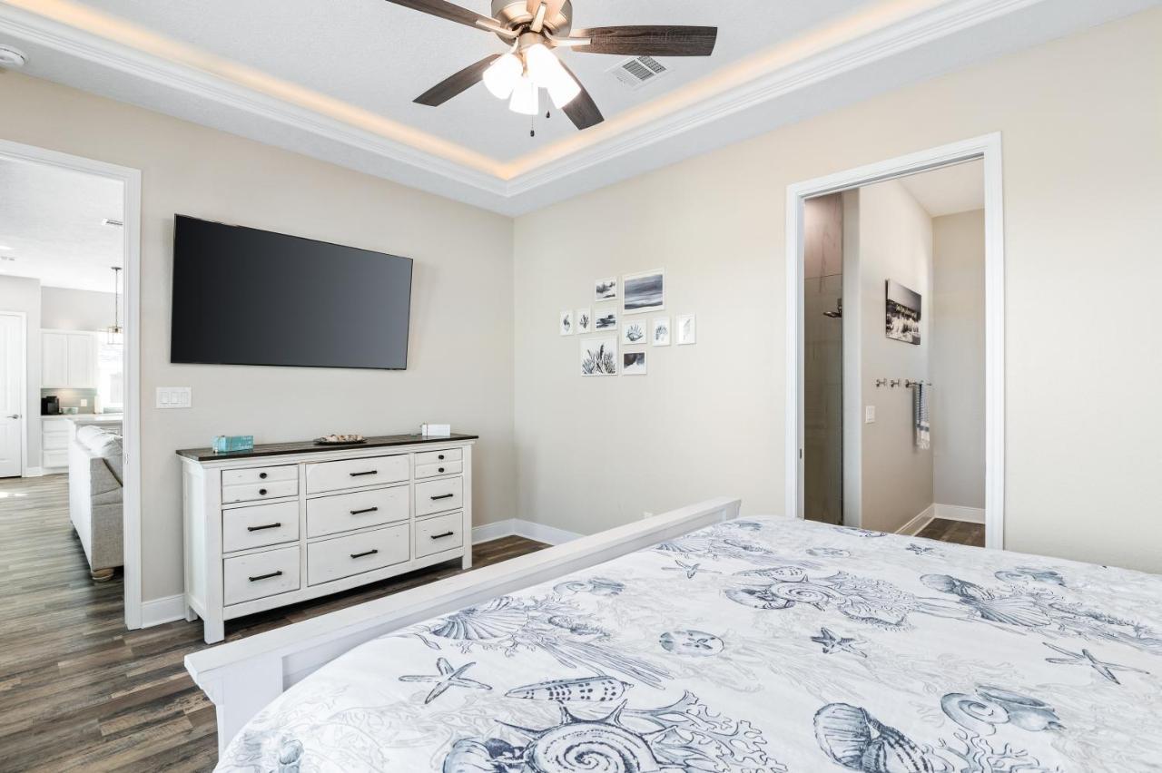 Stylish 4Br Crystal Beach Retreat Walk To Beach Bolivar Peninsula Buitenkant foto