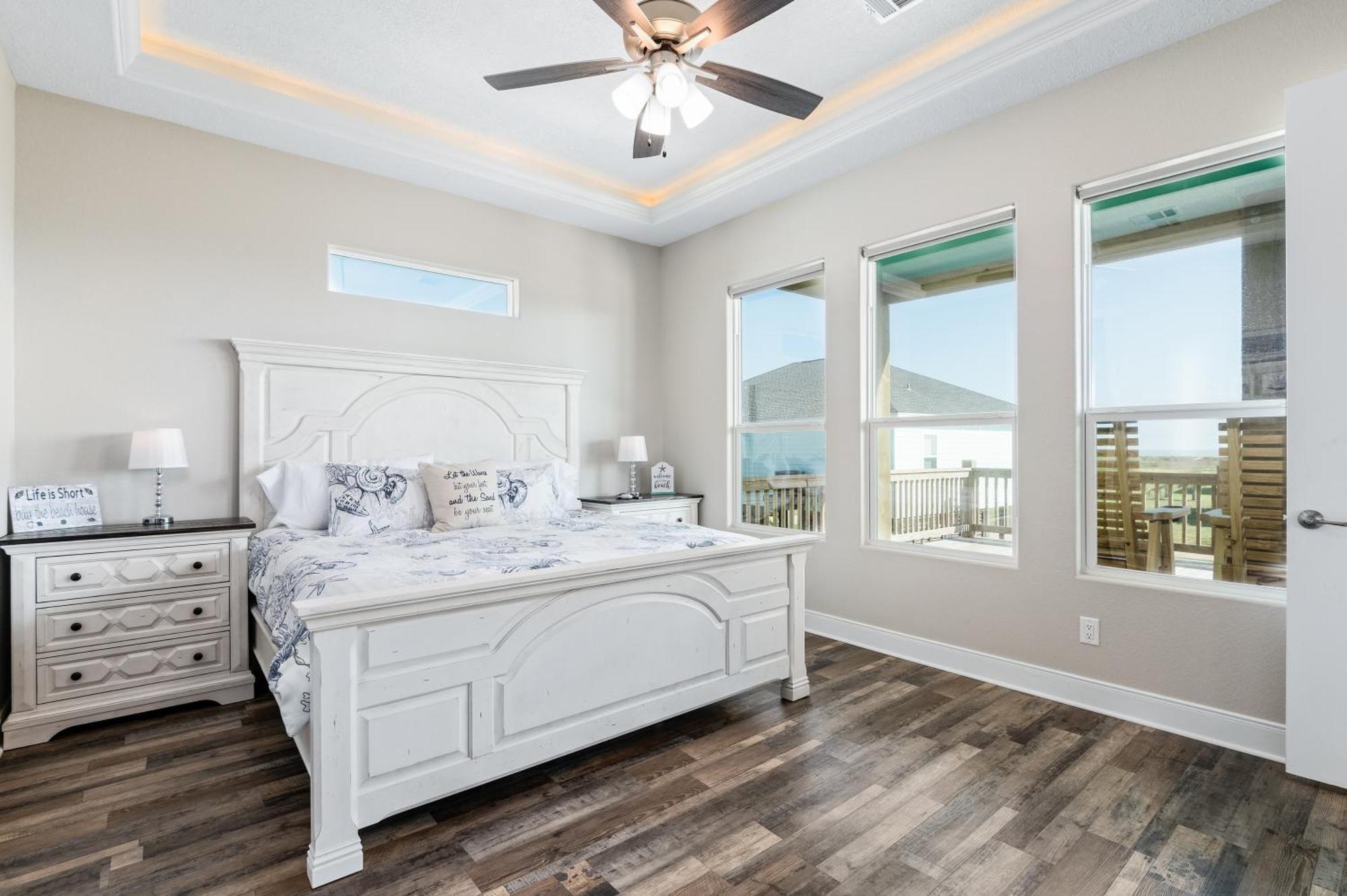 Stylish 4Br Crystal Beach Retreat Walk To Beach Bolivar Peninsula Buitenkant foto